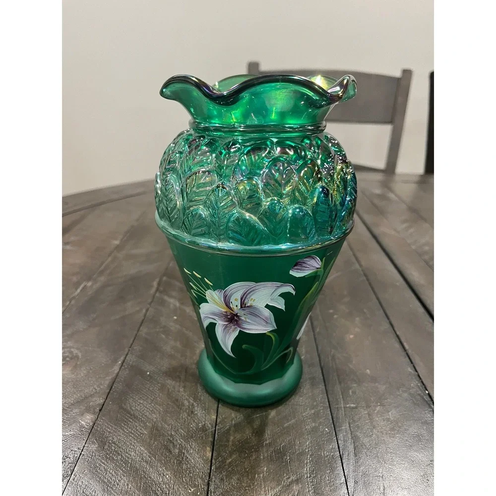 Vrg FENTON Designer Series Vase Emerald Green‎ Iridescent Purple Lily Signed